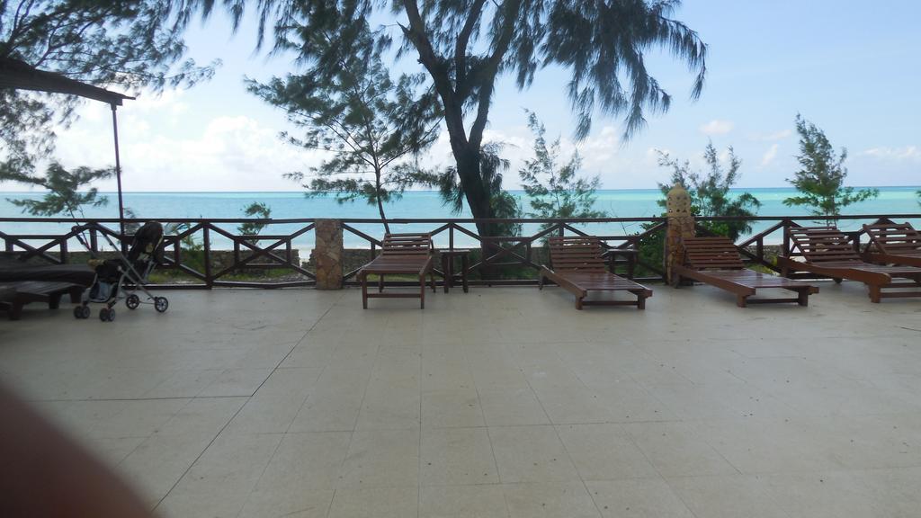 Arabian Nights Suites Hotel Paje Bagian luar foto