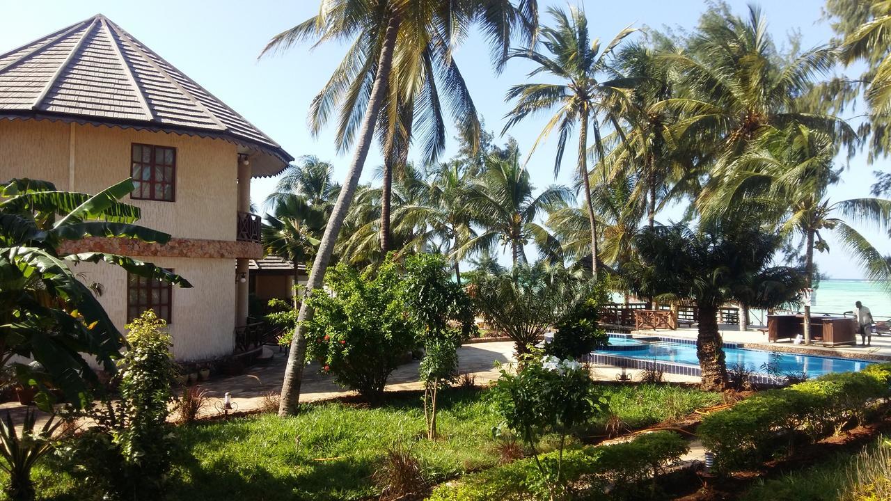 Arabian Nights Suites Hotel Paje Bagian luar foto