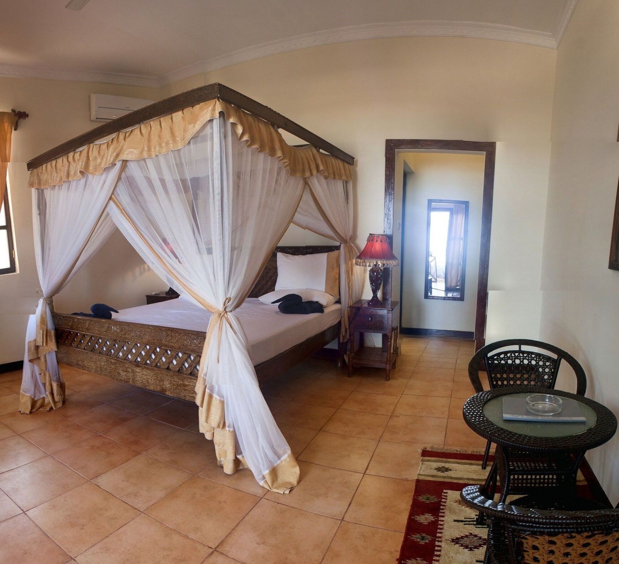 Arabian Nights Suites Hotel Paje Bagian luar foto